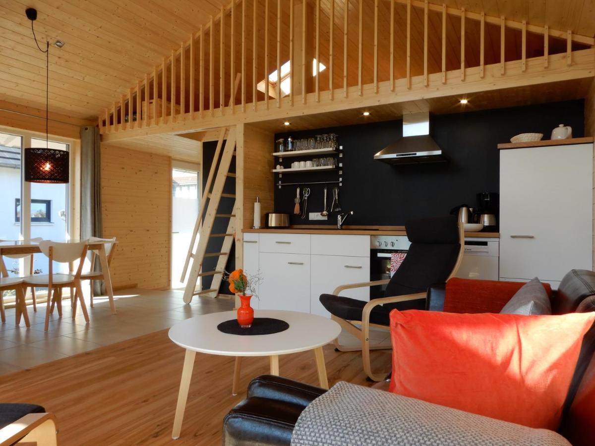 Schwarzes Holzferienhaus mit Sauna in Zierow -- SONNENECK -- 500m zum Ostsee-Strand, 4 - 6 Personen Exterior foto